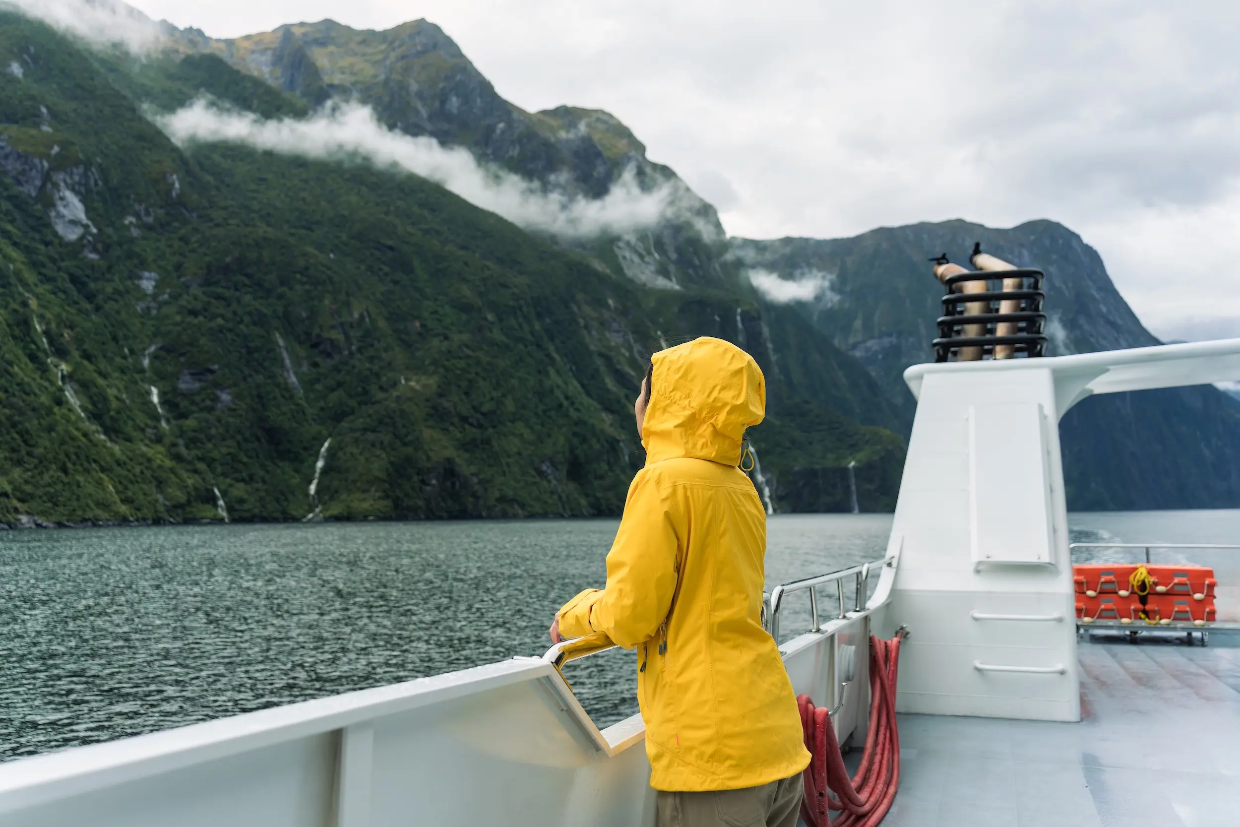 5 Most Popular Milford Sound Cruise Tours 2025